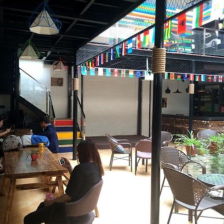Xi'An Rainbow Youth Hotel מראה חיצוני תמונה