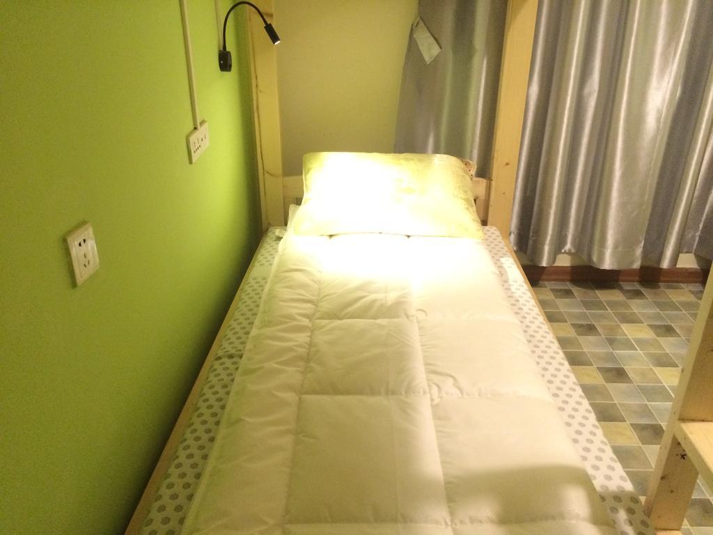 Xi'An Rainbow Youth Hotel מראה חיצוני תמונה