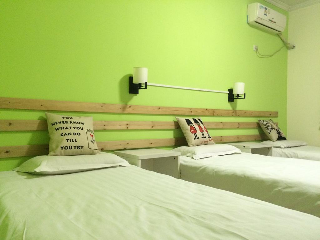 Xi'An Rainbow Youth Hotel מראה חיצוני תמונה