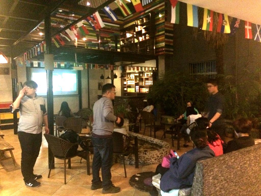 Xi'An Rainbow Youth Hotel מראה חיצוני תמונה