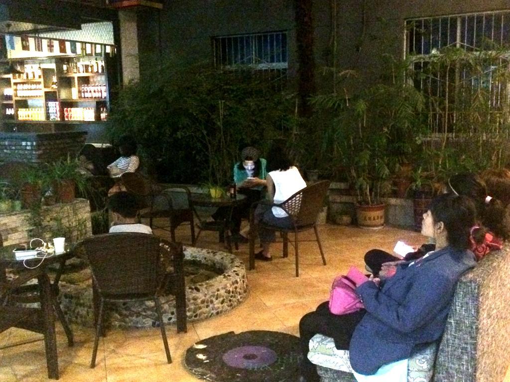 Xi'An Rainbow Youth Hotel מראה חיצוני תמונה