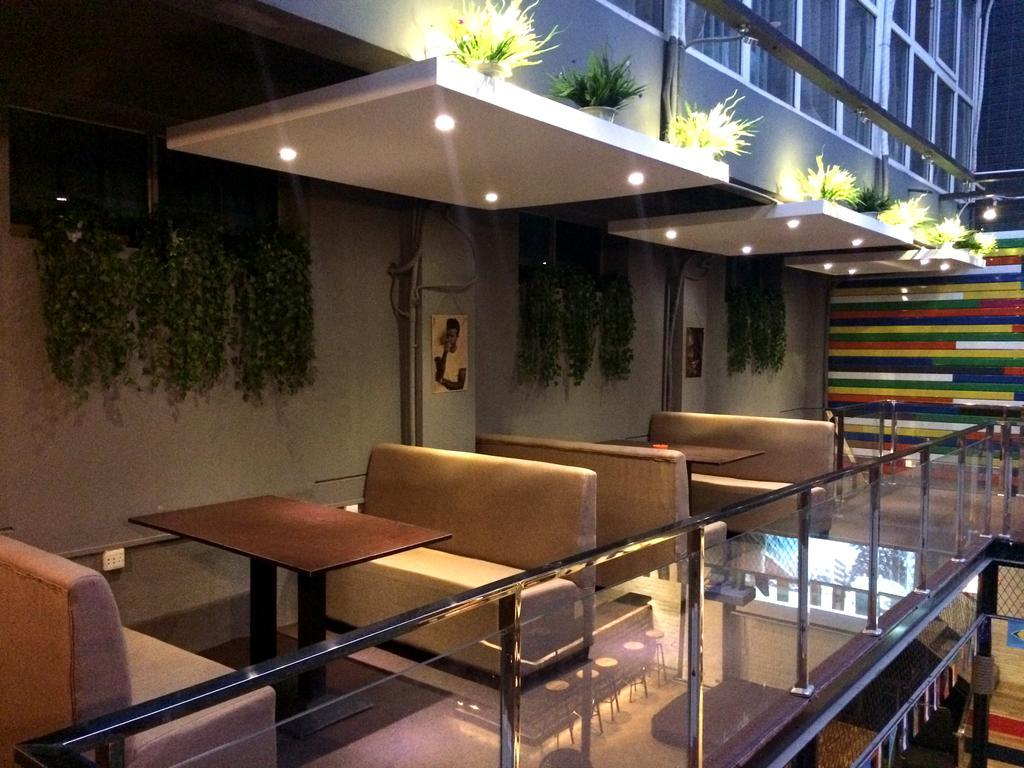 Xi'An Rainbow Youth Hotel מראה חיצוני תמונה